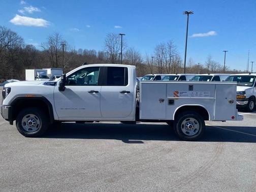 2025 GMC Sierra 2500 Pro