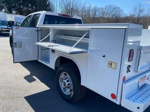2025 GMC Sierra 2500 Pro