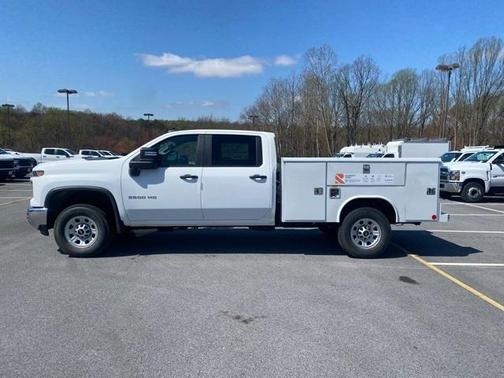 2025 Chevrolet Silverado 3500 WT