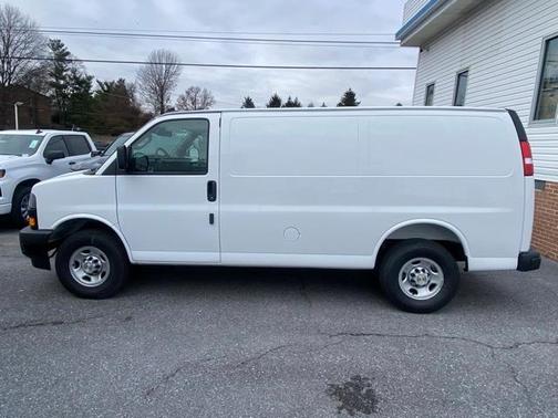 2025 Chevrolet Express 2500 Work Van