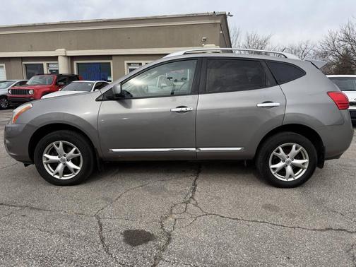 2011 Nissan Rogue SV