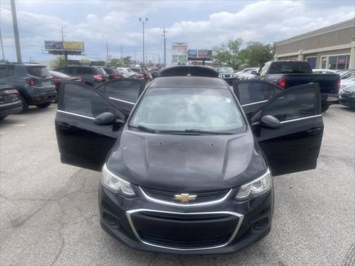 2017 Chevrolet Sonic LT
