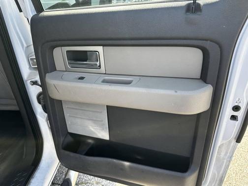 2010 Ford F-150 XLT SuperCrew