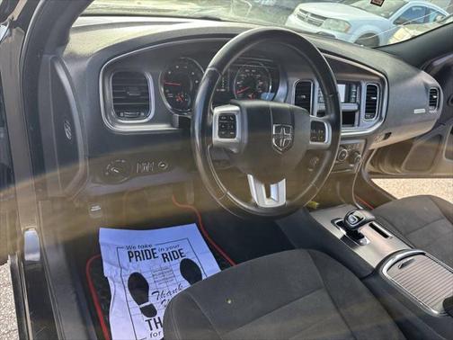 2013 Dodge Charger SE