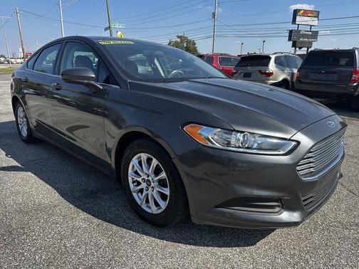 2015 Ford Fusion SE