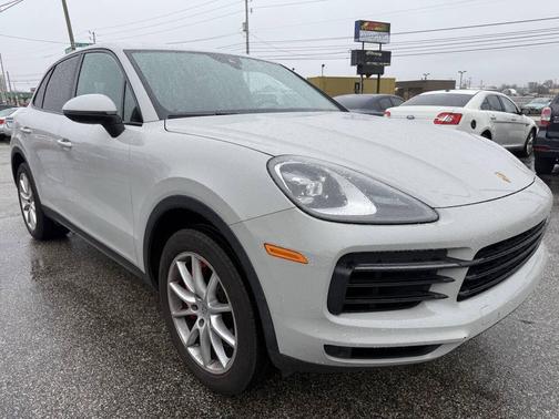 2021 Porsche Cayenne Cayenne