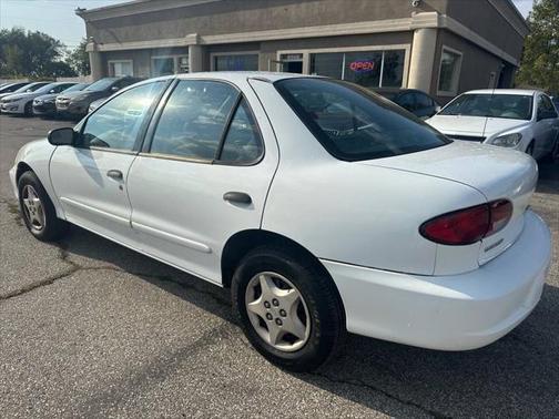 2001 Chevrolet Cavalier Base