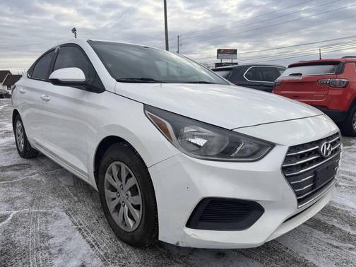 2019 Hyundai Accent SE