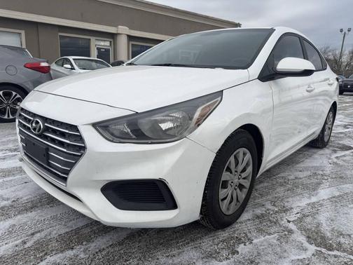 2019 Hyundai Accent SE
