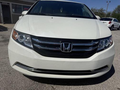 White Diamond Pearl 2014 Honda Odyssey EX-L