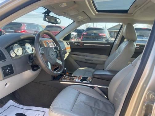 2010 Chrysler 300 Touring/Signature/Executive Series