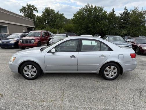 2010 Hyundai SONATA GLS