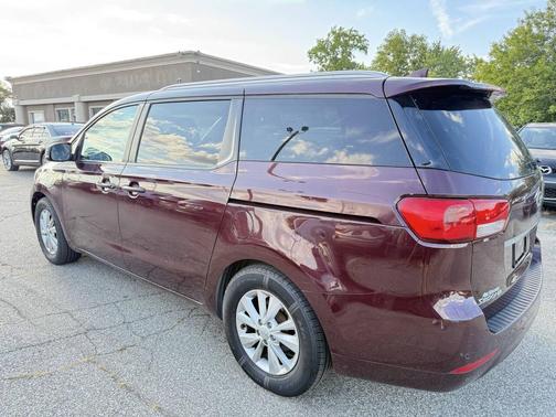 2017 Kia Sedona LX