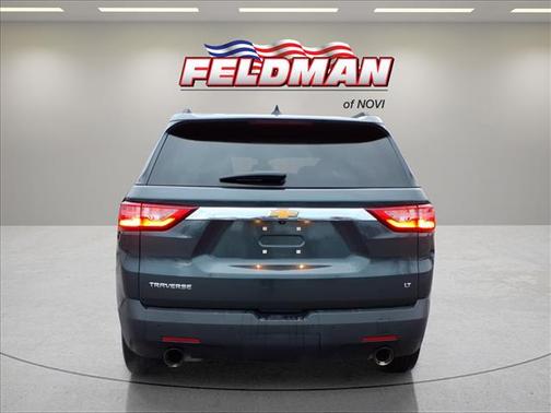 2021 Chevrolet Traverse LT Cloth