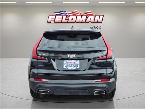 2023 Cadillac XT4 Luxury