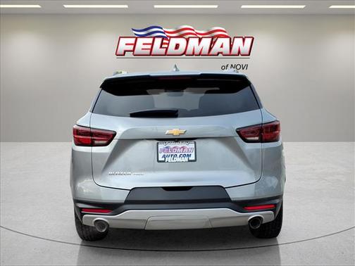 Sterling Gray Metallic 2023 Chevrolet Blazer 2LT