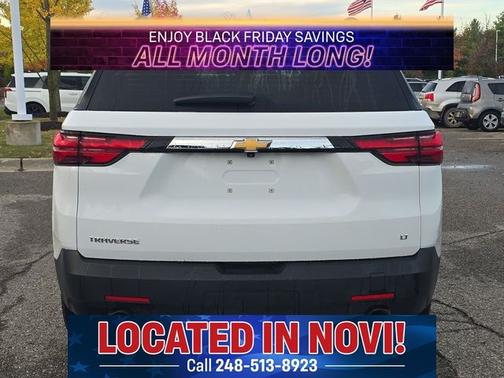 2023 Chevrolet Traverse LT Cloth