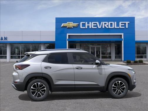Sterling Gray Metallic 2026 Chevrolet Trailblazer LT
