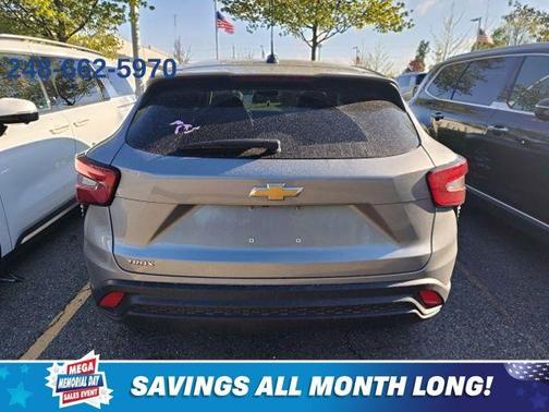 Sterling Gray Metallic 2024 Chevrolet Trax LS