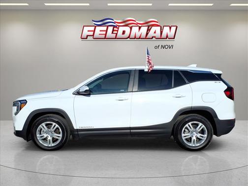 Summit White 2023 GMC Terrain SLE