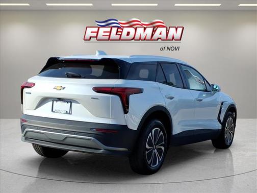 Iridescent Pearl Tricoat 2024 Chevrolet Blazer EV LT