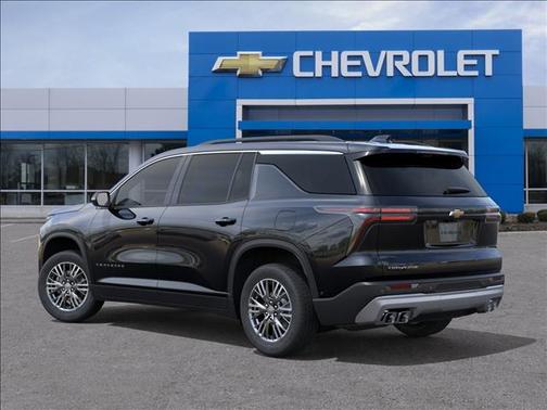 Mosaic Black Metallic 2026 Chevrolet Traverse LT