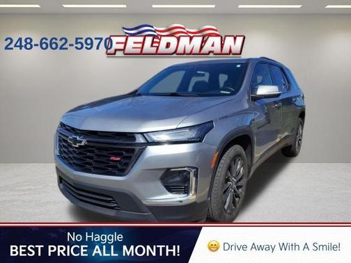 Sterling Gray Metallic 2023 Chevrolet Traverse RS