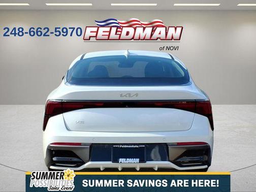 Snow White Pearl 2025 Kia K5 LXS