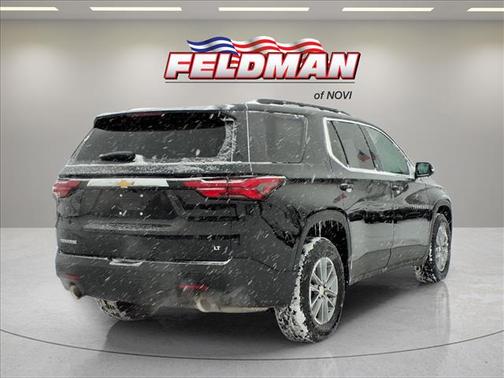 2023 Chevrolet Traverse LT Leather