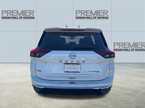 2025 Nissan Rogue Platinum