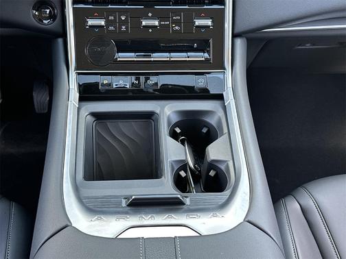 2025 Nissan Armada SV