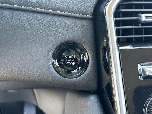 2025 Nissan Armada SV