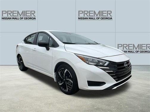 2025 Nissan Versa 1.6 SR