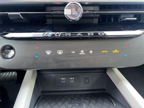 2025 Nissan Murano SL