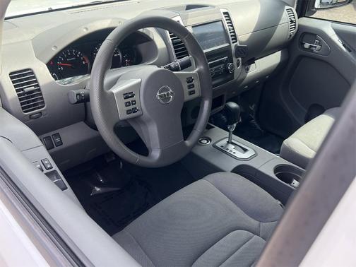 2021 Nissan Frontier S