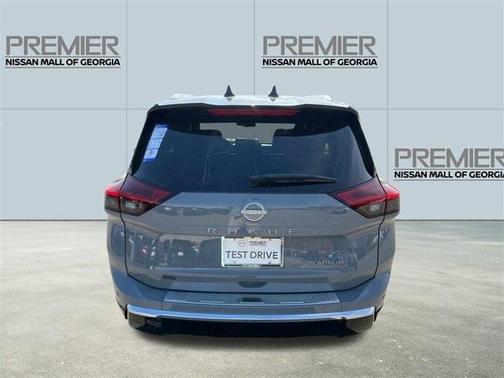 2025 Nissan Rogue Platinum