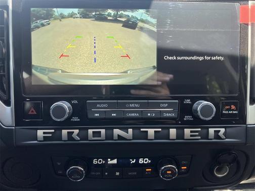 2025 Nissan Frontier SV