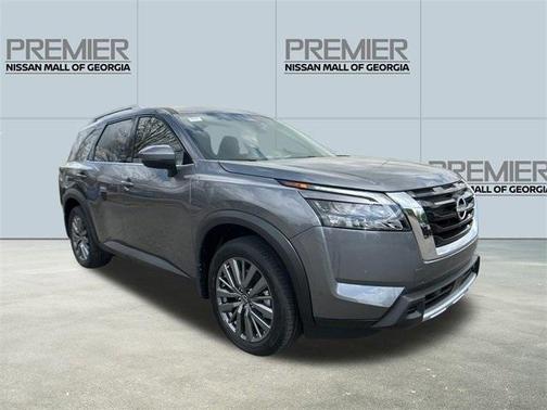 2025 Nissan Pathfinder SL