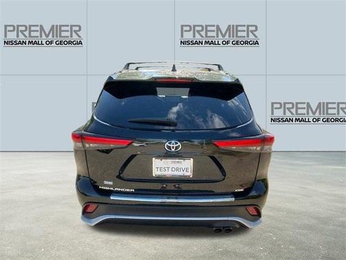 2023 Toyota Highlander XSE