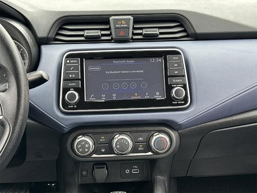 2023 Nissan Versa 1.6 SV