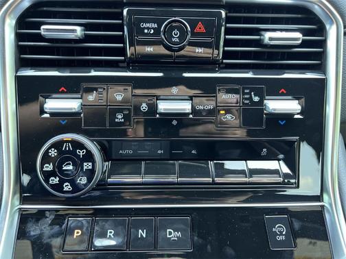 2025 Nissan Armada SL