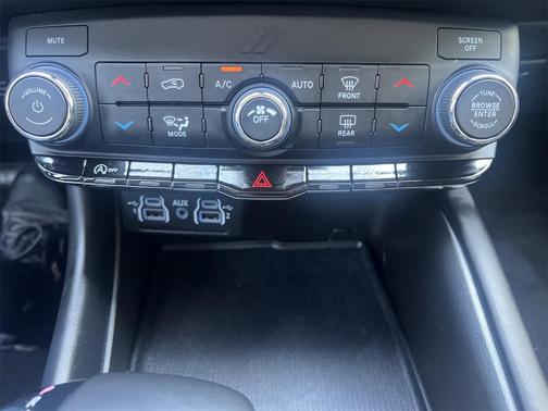 2022 Dodge Durango SXT
