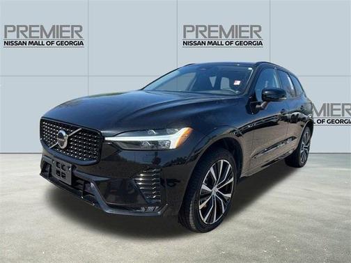 2023 Volvo XC60 B5 Plus Dark Theme