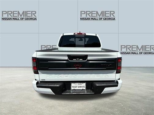 2025 Nissan Frontier PRO-X