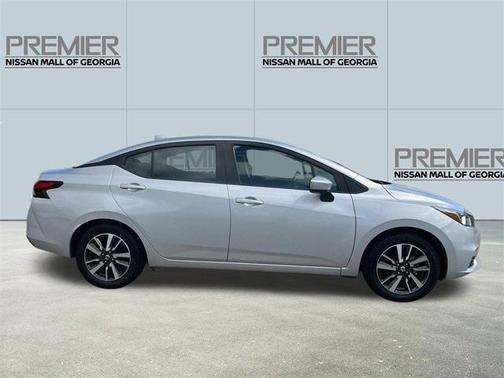 2022 Nissan Versa 1.6 SV