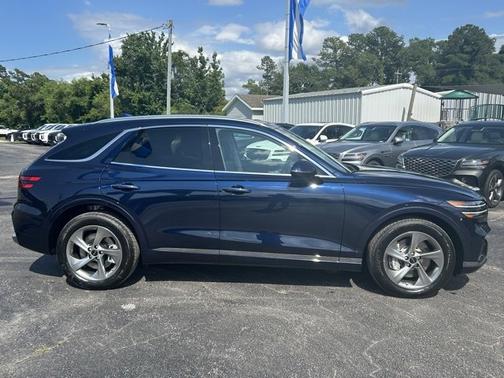 2026 Genesis GV70 2.5T Select