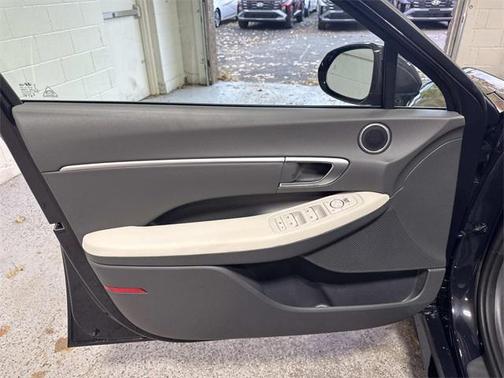 2026 Hyundai SONATA SEL