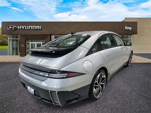 2025 Hyundai IONIQ 6 Limited