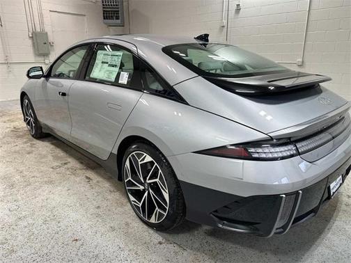 2025 Hyundai IONIQ 6 Limited