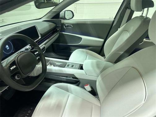 2025 Hyundai IONIQ 6 Limited